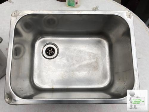 Stainless sinks