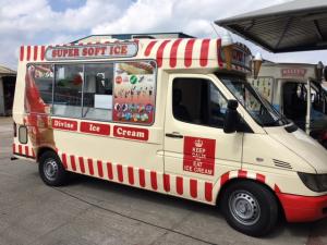 catersell ice cream van