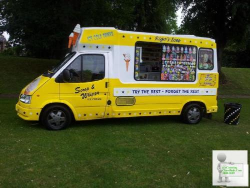Soft Ice Cream van Tripple