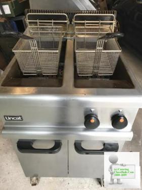 Lincat LPG Twin Basket Fryer